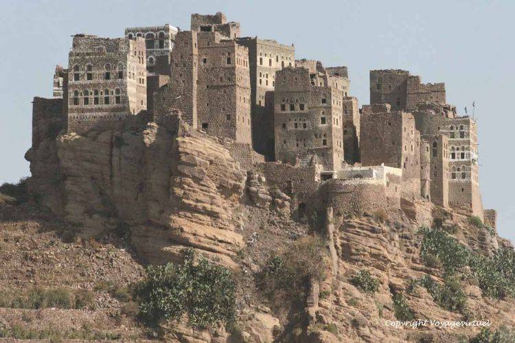 LaQamat Al-Qadi
Mots-clés: LaQamat Al-Qadi