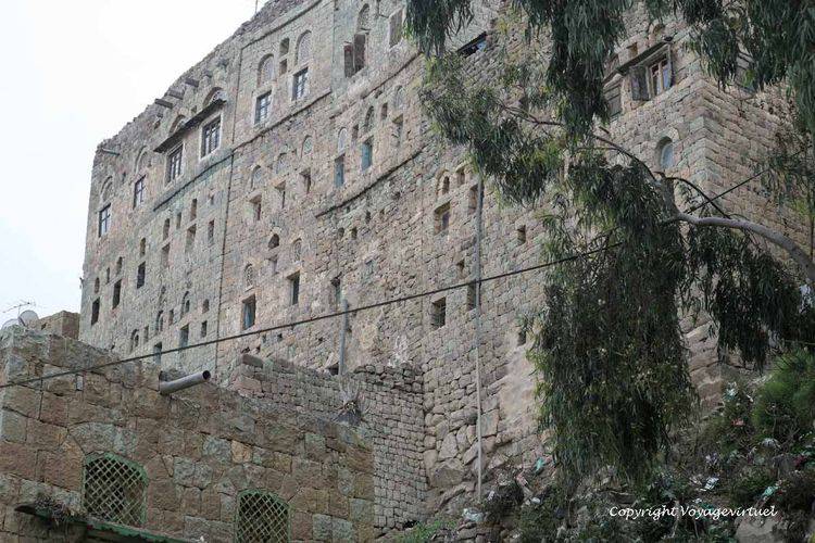 Maisons accolées
Mots-clés: Manakha