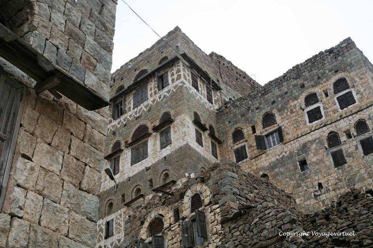 Architecture de grès et basalte
Mots-clés: Manakha architecture