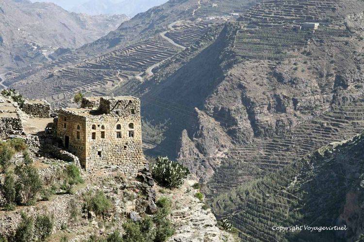 Au bord du gouffre
Mots-clés: Manakha