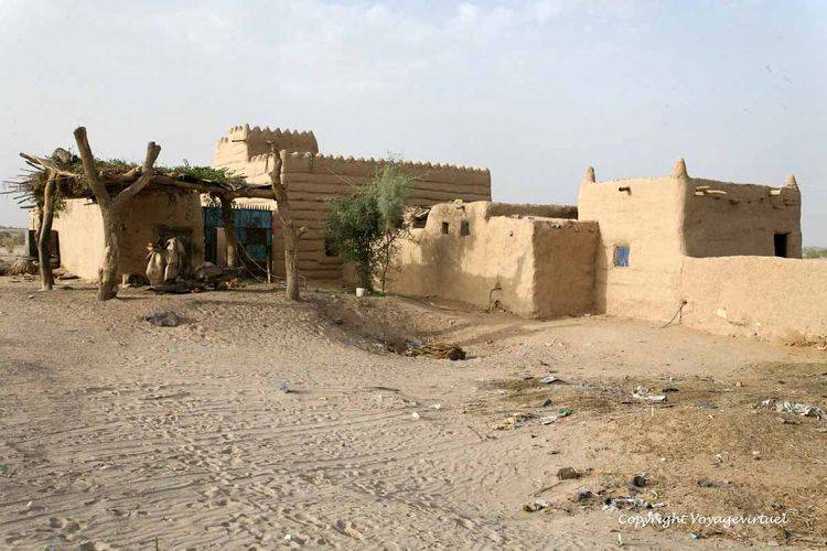 Architecture locale, alentours de Mareb
Mots-clés: Marib Mareb maison