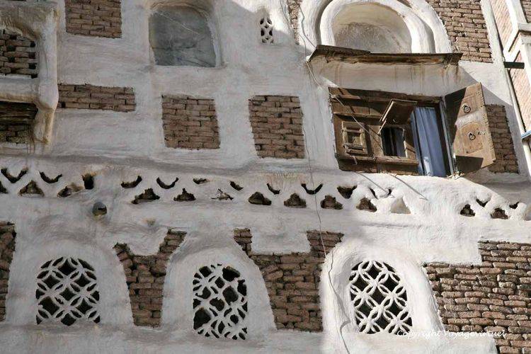 Ouverture de volet
Mots-clés: Sanaa