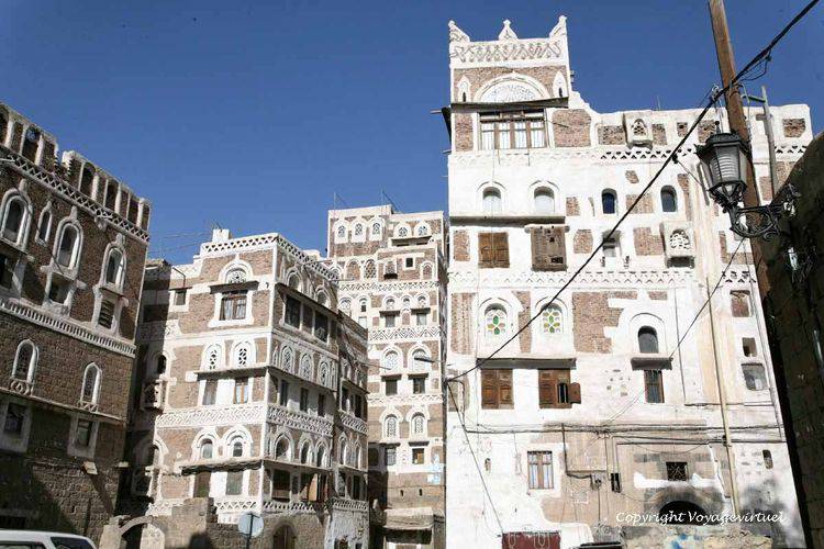 Surexposition
Mots-clés: Sanaa