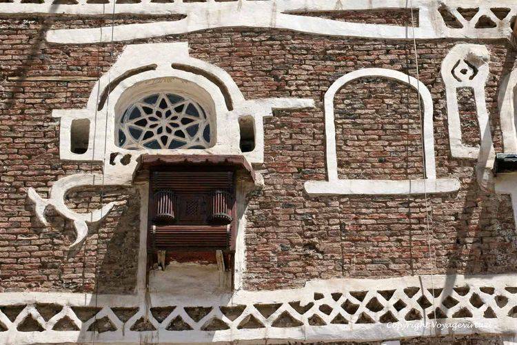 Dessins symboles et mini mucharabieh
Mots-clés: Sanaa moucharabieh