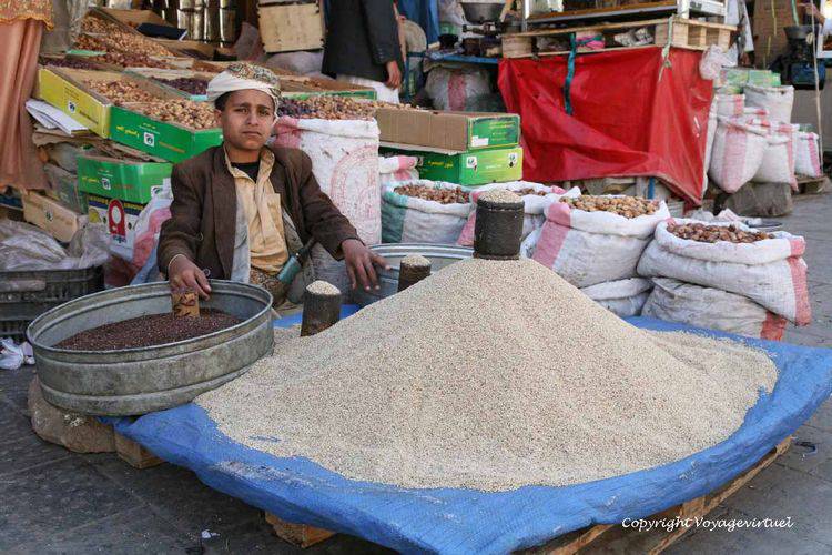 Montagne à vendre
Mots-clés: Sanaa souk