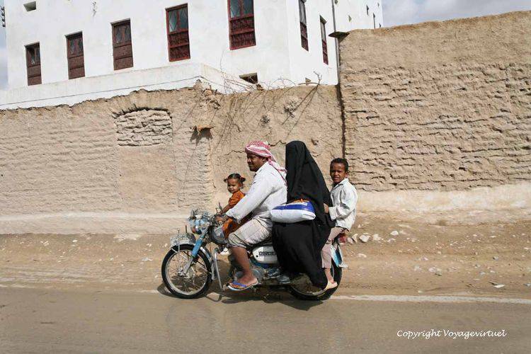 Transport en commun !
Mots-clés: Hadramaout