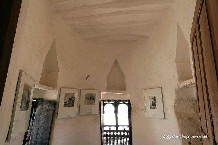 Une des pièces d'exposition photo
Mots-clés: palais Kathiri Seyun