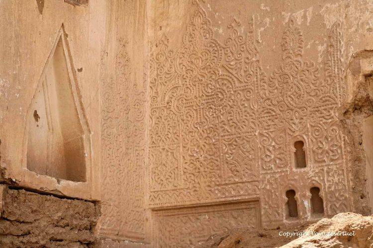 Intérieur d'une maison en voie de destruction
Mots-clés: Seyun Sayun