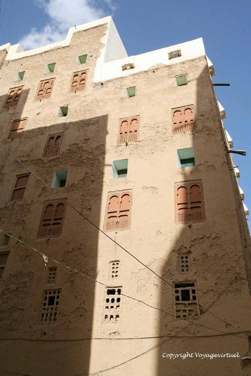 Ombre géométrique
Mots-clés: Shibam-Hadramaout