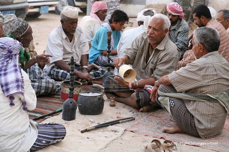 Réunion tabac
Mots-clés: Shibam-Hadramaout