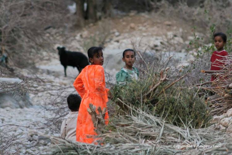 La robe orange
Mots-clés: Sif wadi-Doan