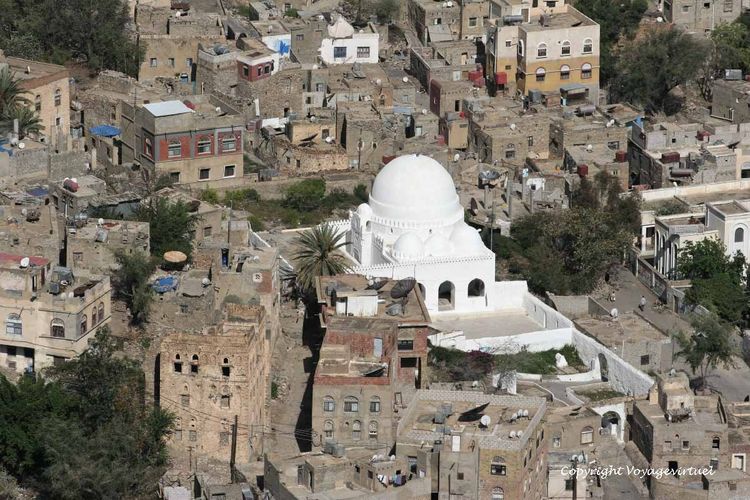 Mosquée sans minaret vue depuis les hauteurs de la citadelle
Mots-clés: Taez Taiz mosquée