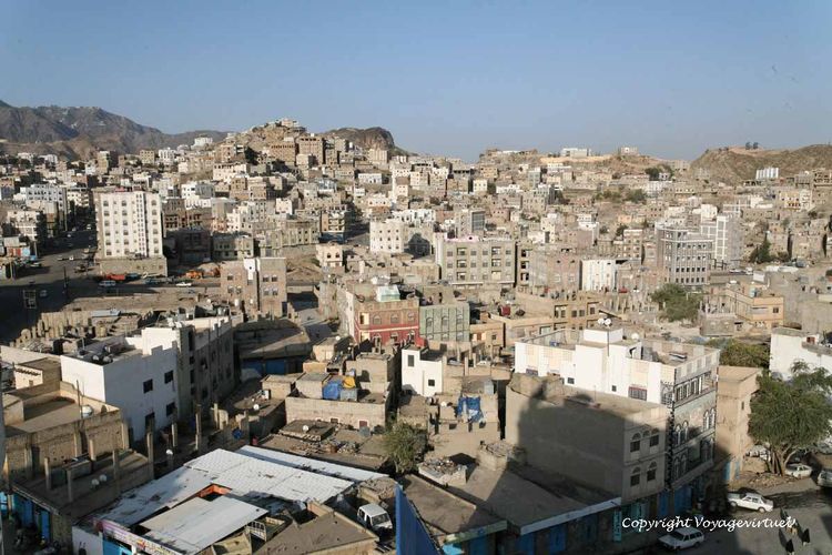 Une vue de la ville depuis l'hôtel
Mots-clés: Taez Taiz