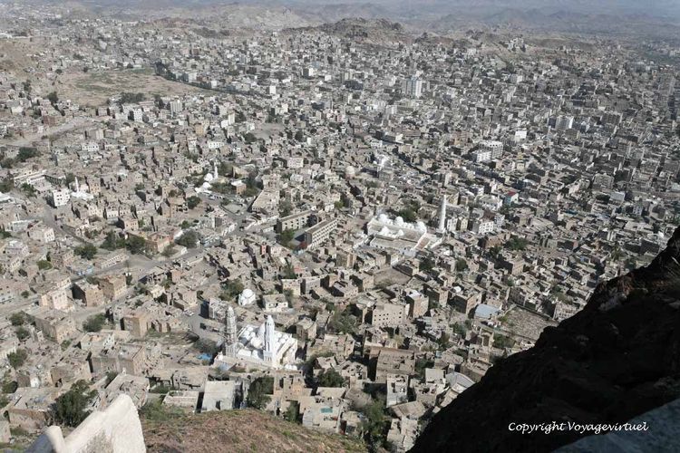 Panorama vue aérienne sur Taiz
Mots-clés: Taez Taiz panorama