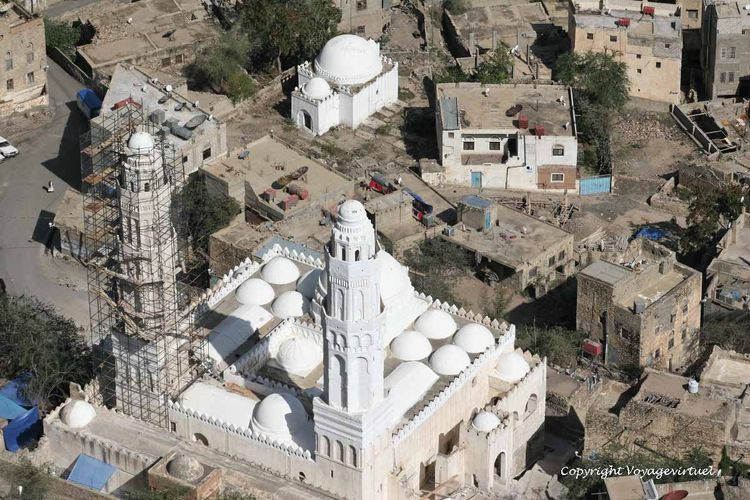 Vue du ciel mosquée al-Ashrafiya
Mots-clés: Taez Taiz mosquée al-Ashrafiya