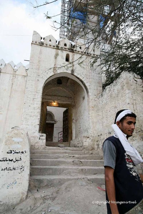 Entrée de la mosquée al-Ashrafiya
Mots-clés: Taez Taiz mosquée al-Ashrafiya