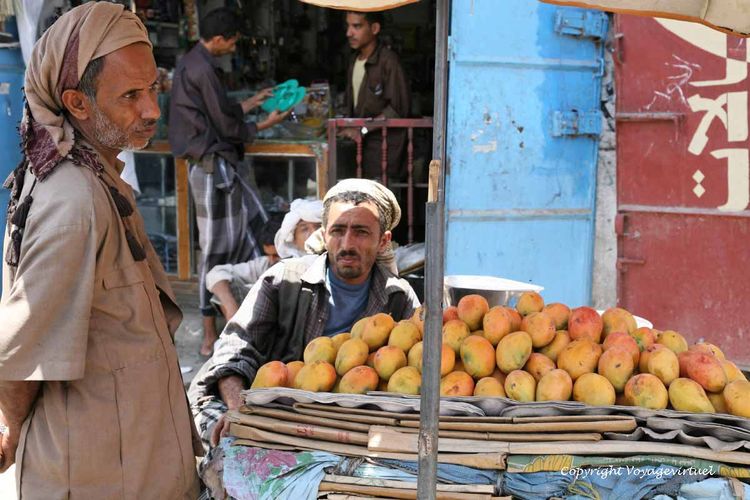 Marchand d'orange au souk
Mots-clés: Taez Taiz souk
