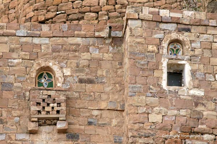 Moucharabieh de pierre rose
Mots-clés: Thula moucharabieh