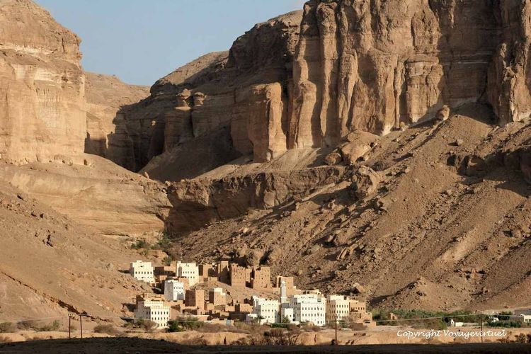 Village dans un recoin du wadi Do'an
Mots-clés: wadi-Doan village