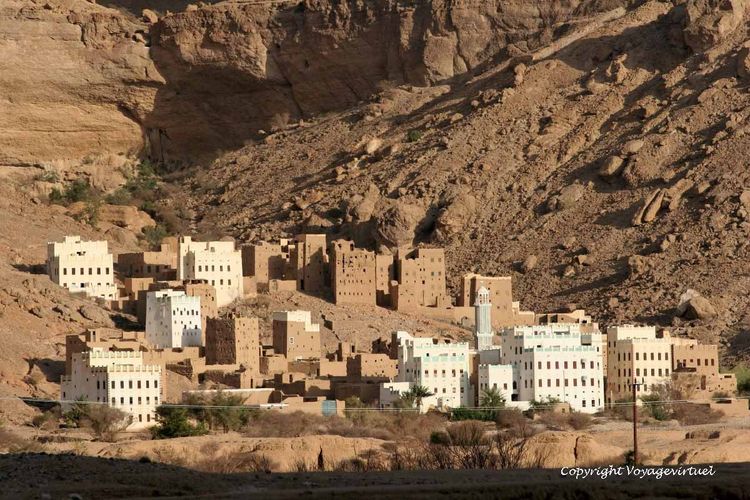 Agrandissement, village de terre, Wadi Doan
Mots-clés: wadi-Doan