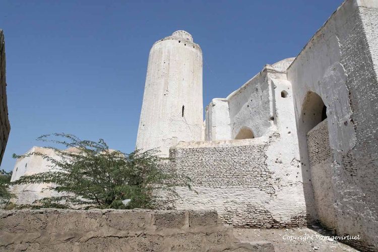 Plan sur les murs de briques
Mots-clés: Zebid Zabid mosquée