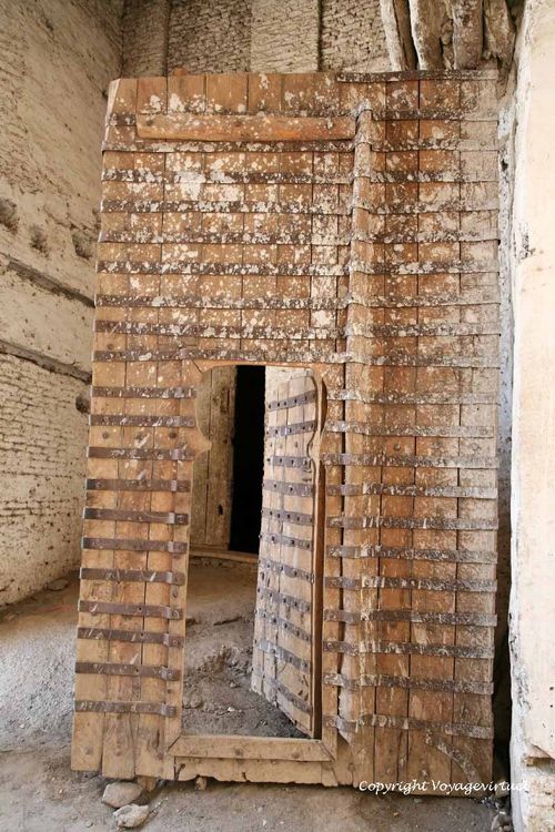 La porte en bois ferré et sa poterne qui ferme la citadelle
Mots-clés: Zebid Zabid citadelle