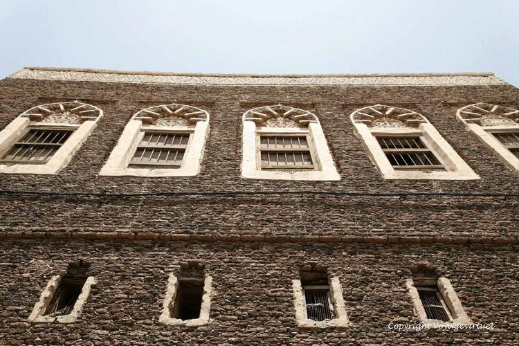 Pour qui les ouvertures du bas?
Mots-clés: Zebid Zabid